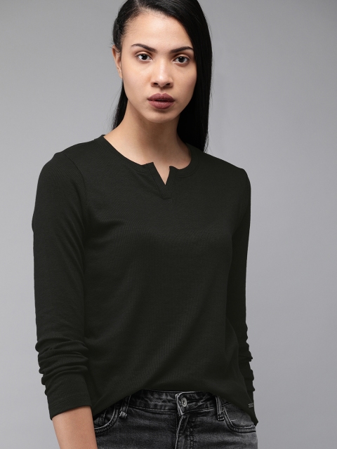

The Roadster Lifestyle Co Women Black Self Striped Top