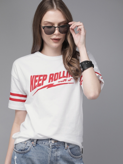 

The Roadster Lifestyle Co Women White Printed Round Neck Pure Cotton T-shirt