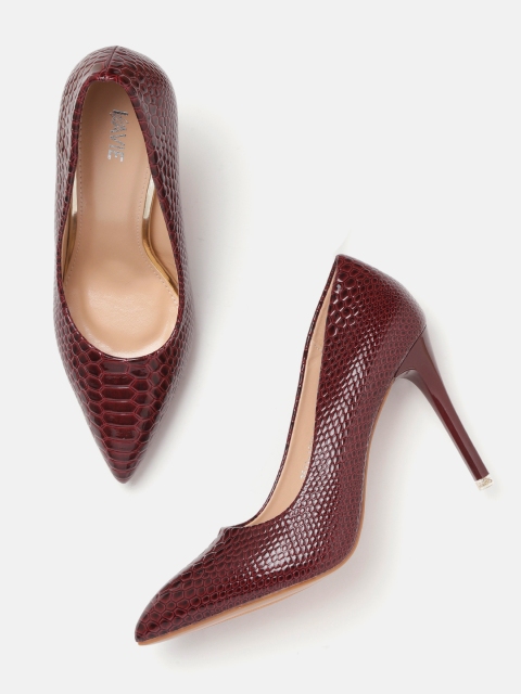 

Lavie Women Burgundy Snakeskin Textured Pumps