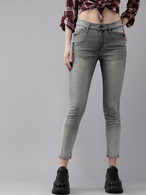 

Roadster Women Grey Skinny Fit Mid-Rise Clean Look Stretchable Cropped Jeans