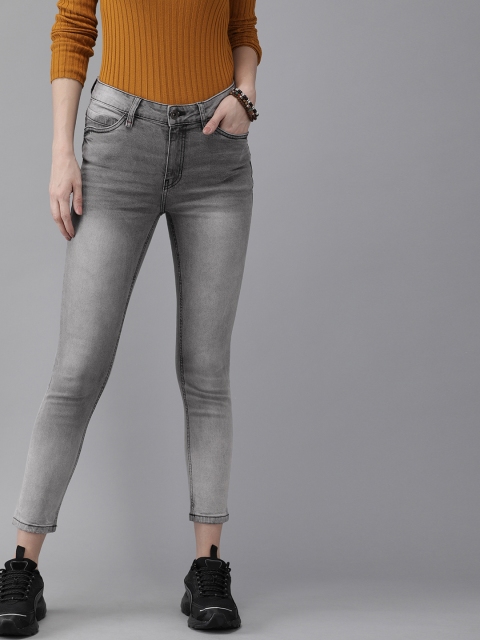 

Roadster Women Grey Skinny Fit Mid-Rise Clean Look Stretchable Cropped Jeans
