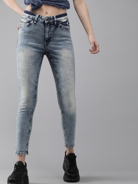 

Roadster Women Blue Skinny Fit Mid-Rise Low Distress Stretchable Cropped Jeans