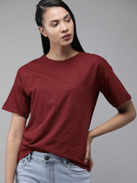 

Roadster Women Maroon Solid Round Neck T-shirt