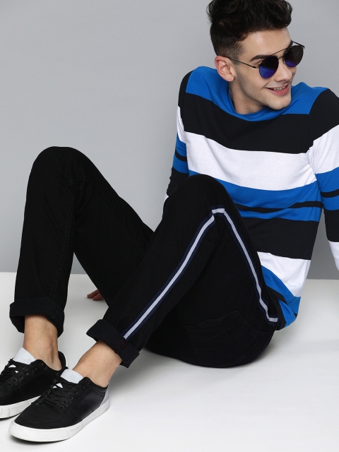 

HERE&NOW Men White & Blue Striped Round Neck T-shirt