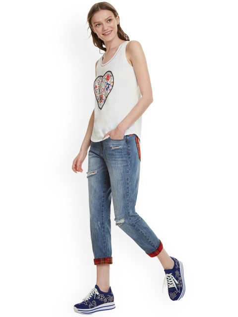 

Desigual Women White Printed Scoop Neck T-shirt