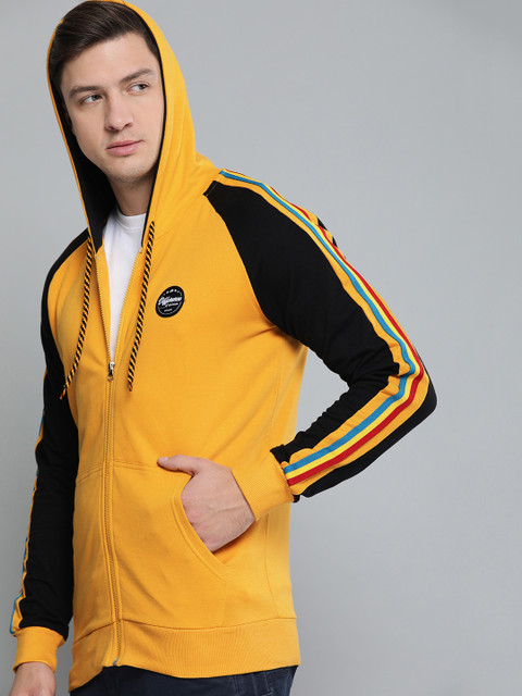 

Difference of Opinion Men Mustard Yellow Solid Hooded Sweatshirt