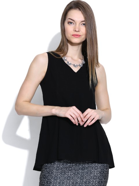 

People Black Top with Pleats