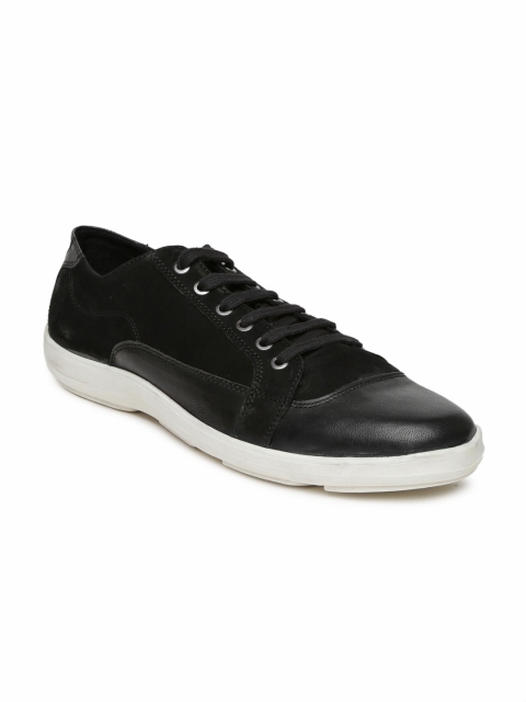 

Roadster Men Black Leather Casual Shoes, Blue