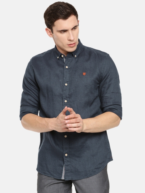 

Jack & Jones Men Navy Blue Comfort Fit Solid Casual Shirt
