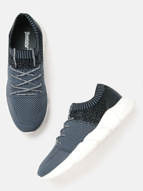 

The Roadster Lifestyle Co Men Charcoal Grey & Black Woven Design Sneakers
