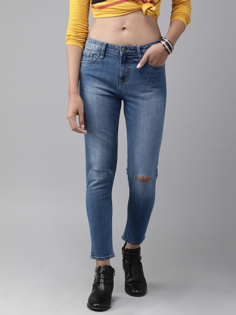 

Roadster Women Blue Skinny Fit Mid-Rise Slash Knee Stretchable Cropped Jeans