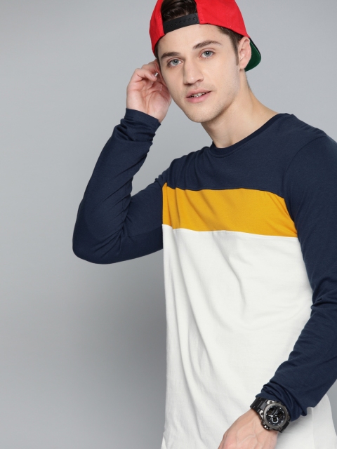 

SINGLE Men Off-White Navy Blue Colourblocked Round Neck Pure Cotton T-shirt