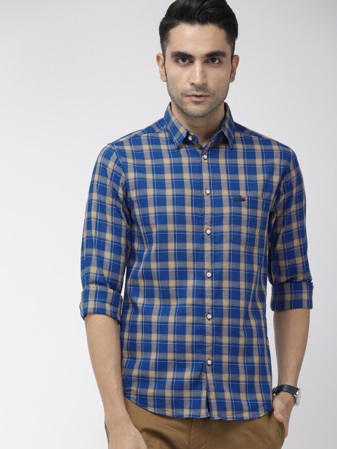 

The Indian Garage Co Men Navy Blue & Beige Slim Fit Checked Casual Shirt