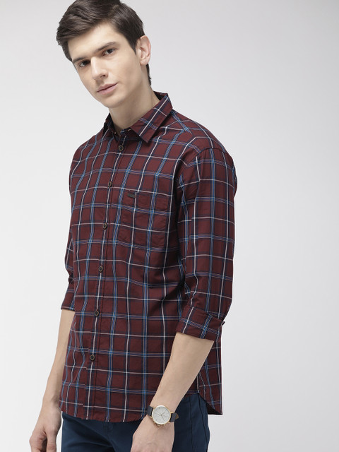

The Indian Garage Co Men Maroon & Navy Blue Slim Fit Checked Casual Shirt
