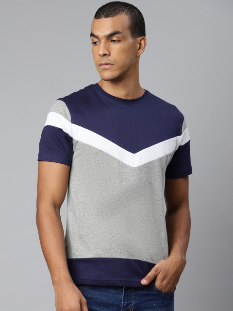 

Metronaut Men Navy Blue & Grey Melange Colourblocked Round Neck T-shirt