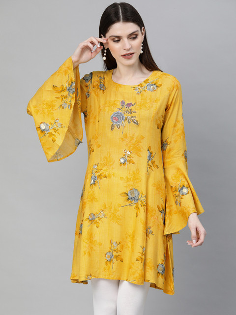

Divena Women Yellow Printed Straight Kurta
