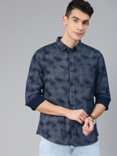 

Metronaut Men Navy Blue & Grey Regular Fit Checked Casual Shirt