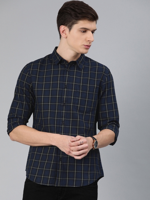 

Metronaut Men Navy Blue & Grey Regular Fit Checked Casual Shirt