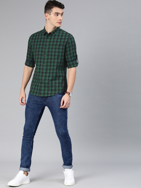 

Metronaut Men Green & Blue Regular Fit Checked Casual Shirt