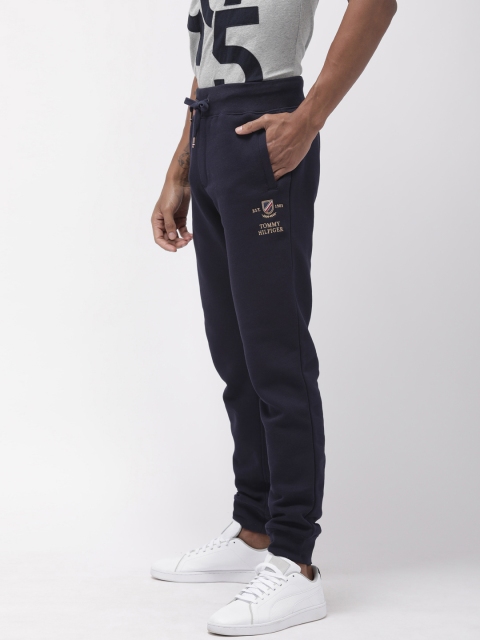 

Tommy Hilfiger Men Navy Blue Solid Straight Fit Joggers