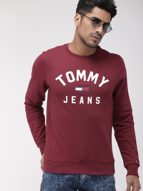 

Tommy Hilfiger Men Burgundy Printed Sweatshirt