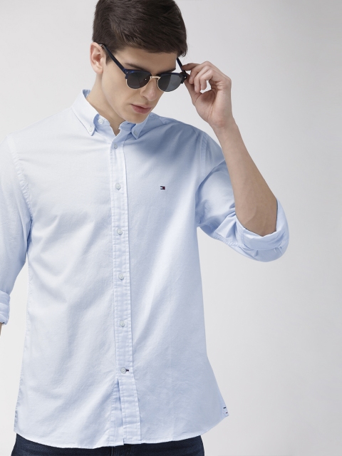 

Tommy Hilfiger Men Blue Regular Fit Solid Casual Shirt