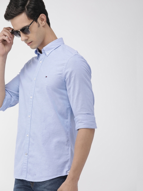 

Tommy Hilfiger Men Blue Slim Fit Solid Casual Shirt