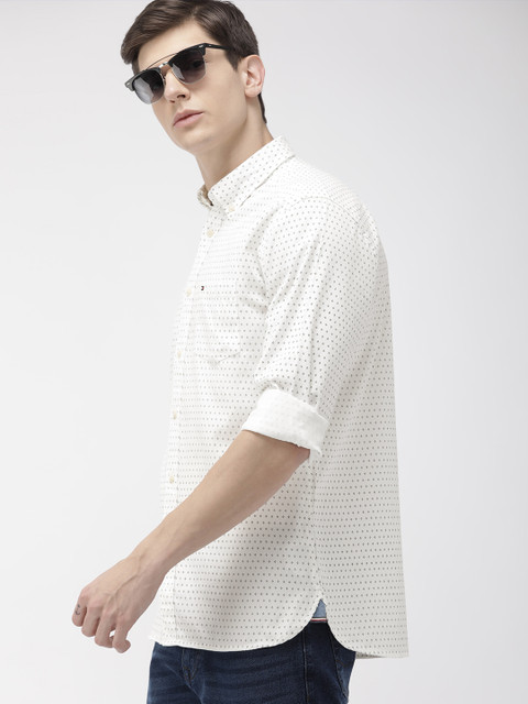 

Tommy Hilfiger Men White & Black Regular Fit Printed Casual Shirt