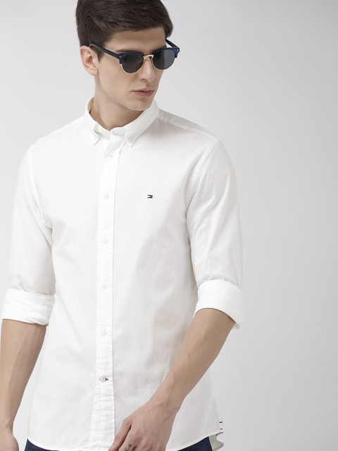 

Tommy Hilfiger Men White Regular Fit Solid Casual Shirt