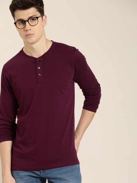 

INVICTUS Men Burgundy Solid Regular Fit Henley Neck Pure Cotton T-shirt