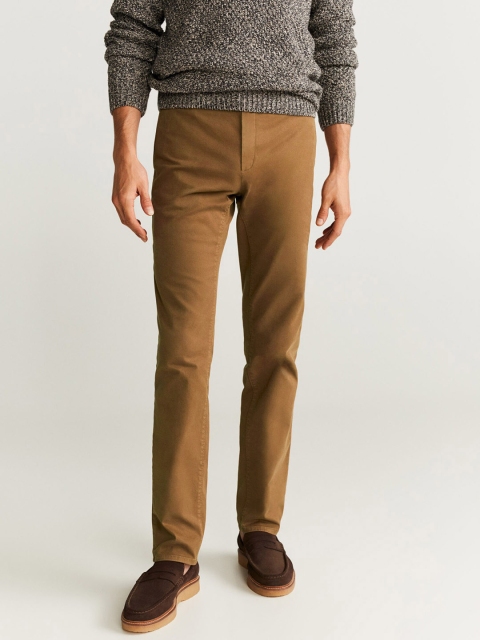 

MANGO MAN Men Brown Barna Slim Fit Solid Chinos