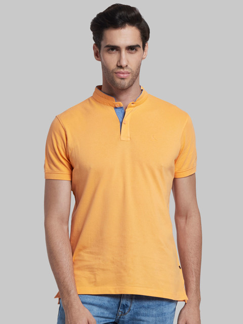 

Parx Men Orange Solid Henley Neck Pure Cotton T-shirt