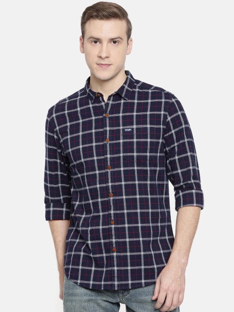 

Wrangler Men Navy Blue & White Regular Fit Checked Casual Shirt