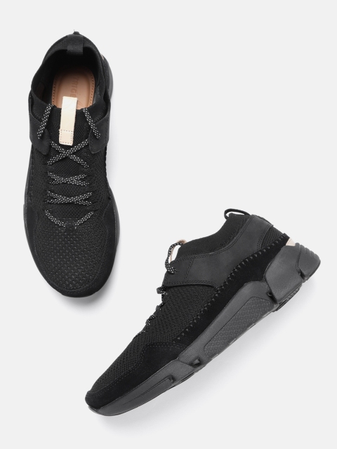

Clarks Men Black Solid Sneakers