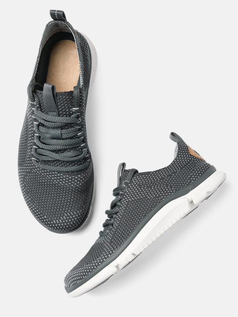

Clarks Men Grey Sneakers
