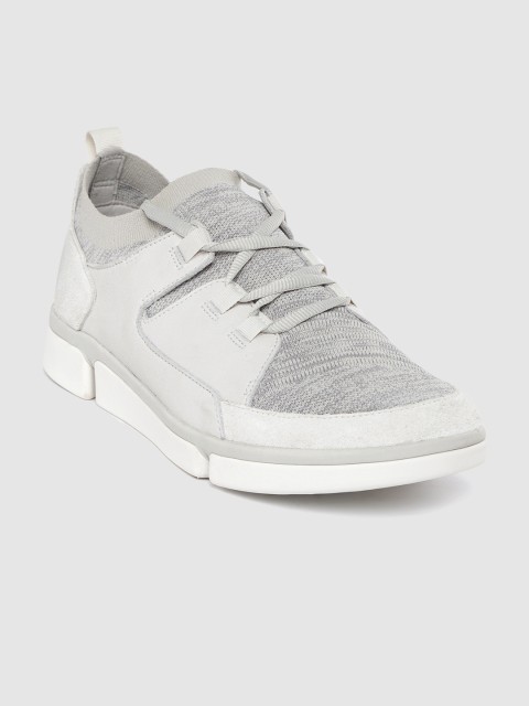 

Clarks Men Grey Woven Design Sneakers