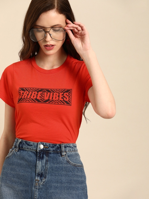 

DressBerry Women Red Printed Round Neck T-shirt