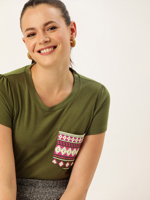 

DressBerry Women Olive Green Solid Round Neck T-shirt With Detailed Pocket