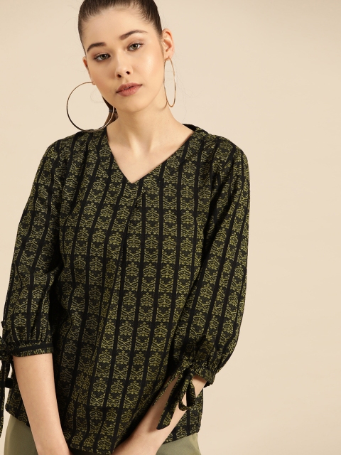 

DressBerry Women Black & Green Self Design Top