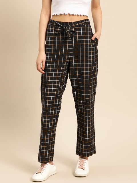 

DressBerry Women Black & Yellow Regular Fit Checked Trousers