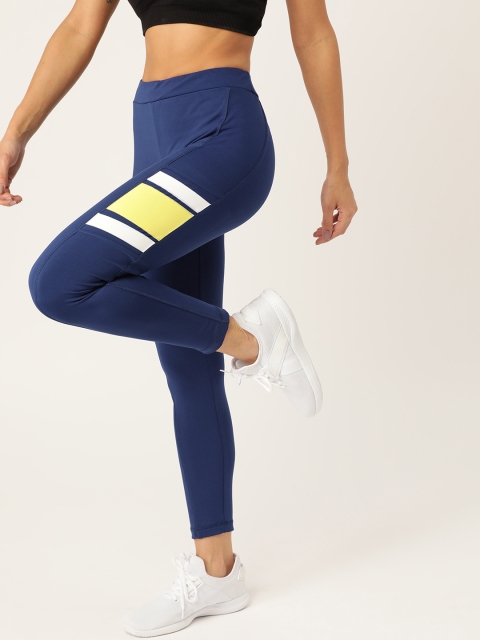 

DressBerry Women Blue Solid Regular Fit Tights