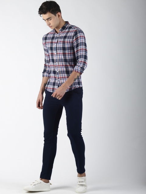 

Blue Saint Men Navy Blue & White Slim Fit Checked Casual Shirt
