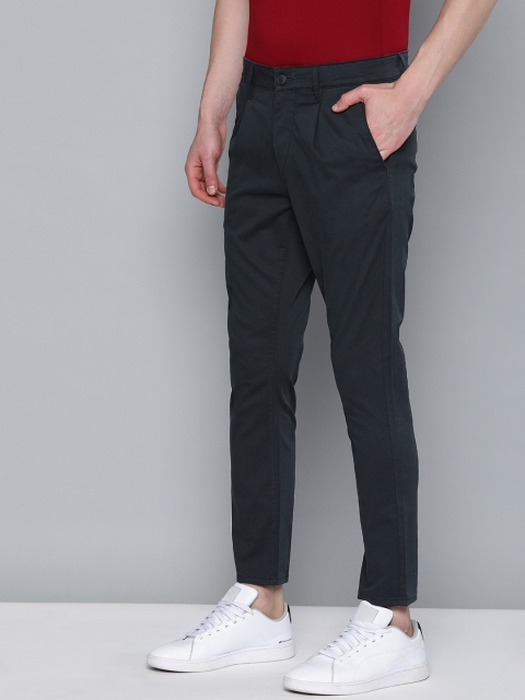 

Mast & Harbour Men Black Regular Fit Solid Regular Trousers, Navy blue