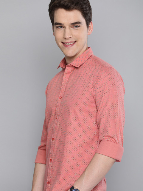 

Mast & Harbour Men Pink Printed Regular Fit Casual Shirt
