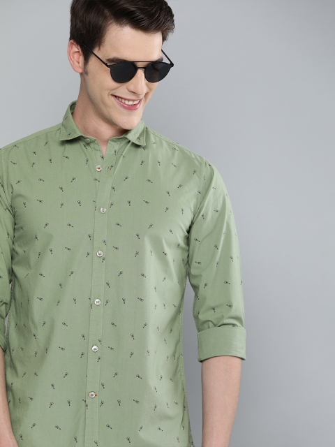 

Mast & Harbour Men Green & Black Regular Fit Printed Casual Shirt