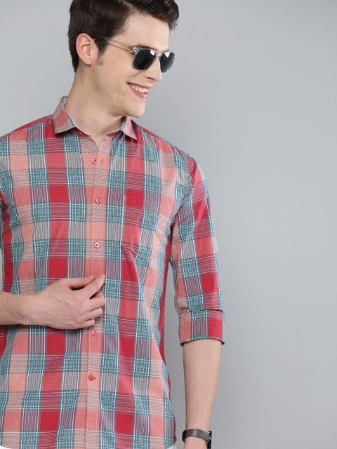 

Mast & Harbour Men Red & Green Regular Fit Checked Casual Shirt