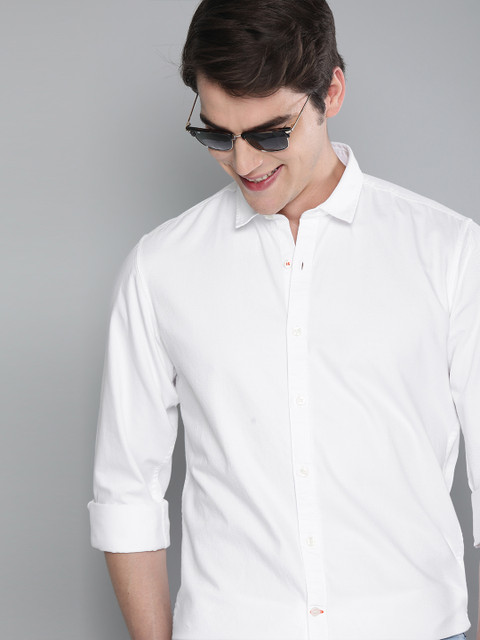

Mast & Harbour Men White Solid Casual Shirt