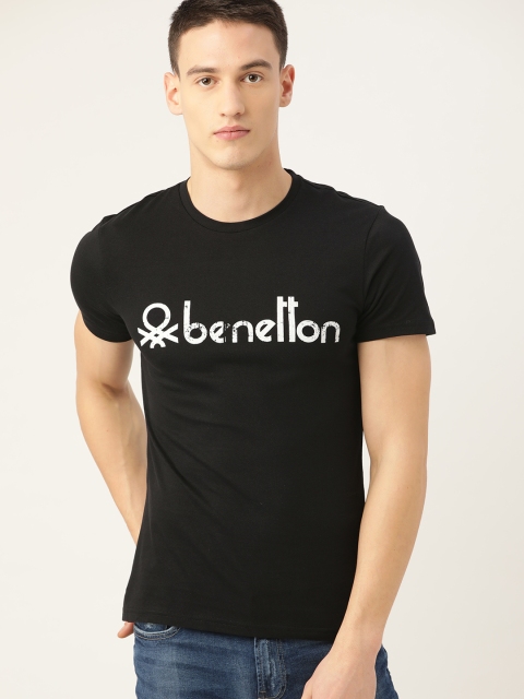 

United Colors of Benetton Men Black Printed Round Neck T-shirt