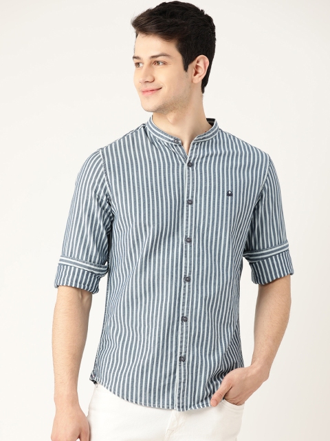 

United Colors of Benetton Men Blue Pure Cotton Slim Fit Striped Casual Shirt