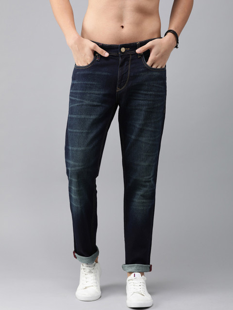 

The Roadster Lifestyle Co Men Blue Slim Fit Mid-Rise Clean Look Stretchable Jeans